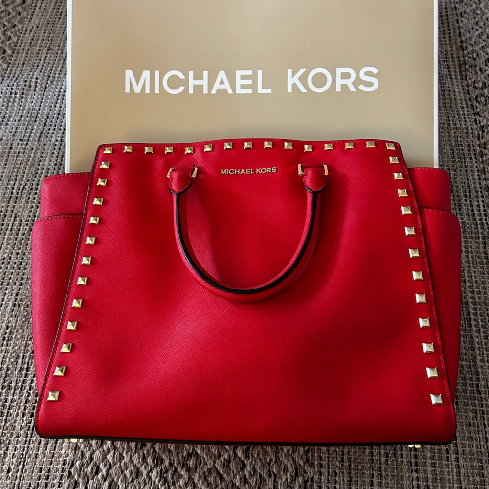 Michael Kors Selma studded leather bag